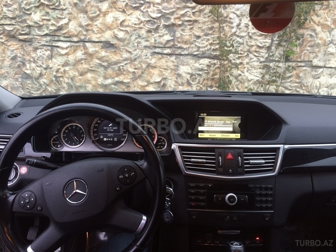 Mercedes E 220 2010, 156,000 km - 0.2 l - Bakı