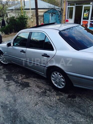 Mercedes C 200 1998, 213,000 km - 2.0 l - Bakı