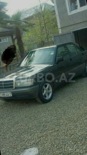 Mercedes 190 1990, 266,500 km - 1.8 l - Masallı