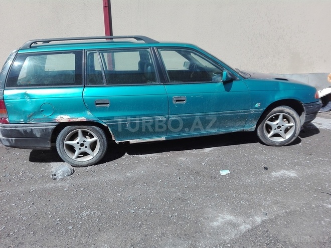 Opel Astra 1994, 357,917 km - 1.6 l - Bakı