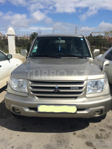 Mitsubishi Pajero io 2001, 185,000 km - 2.0 l - Bakı