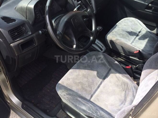 Mitsubishi Pajero io 2001, 185,000 km - 2.0 l - Bakı