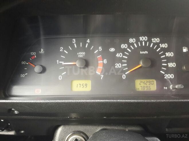 LADA (VAZ) Niva 2015, 24,000 km - 1.7 l - Qəbələ