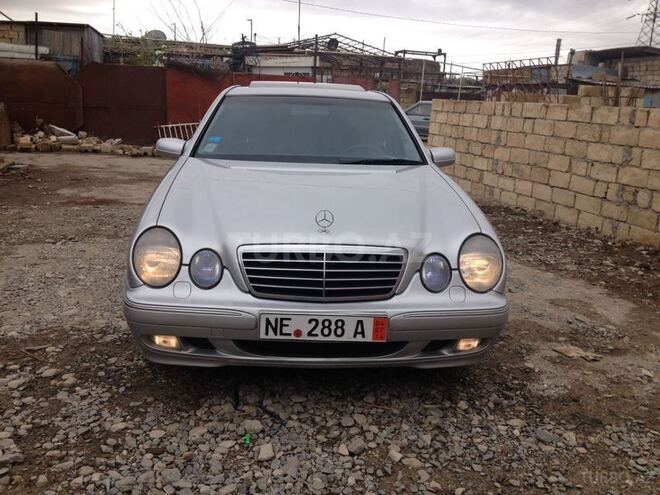 Mercedes E 240 2000, 237,321 km - 2.6 l - Xırdalan