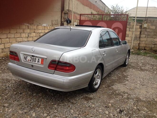 Mercedes E 240 2000, 237,321 km - 2.6 l - Xırdalan
