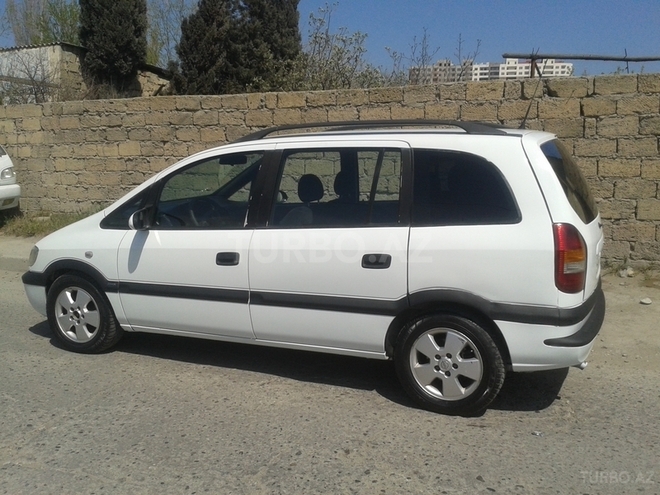 Opel Zafira 2002, 230,000 km - 2.0 l - Sumqayıt