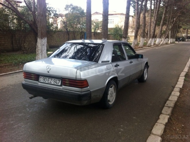 Mercedes 190 1992, 250,000 km - 2.0 l - Sumqayıt