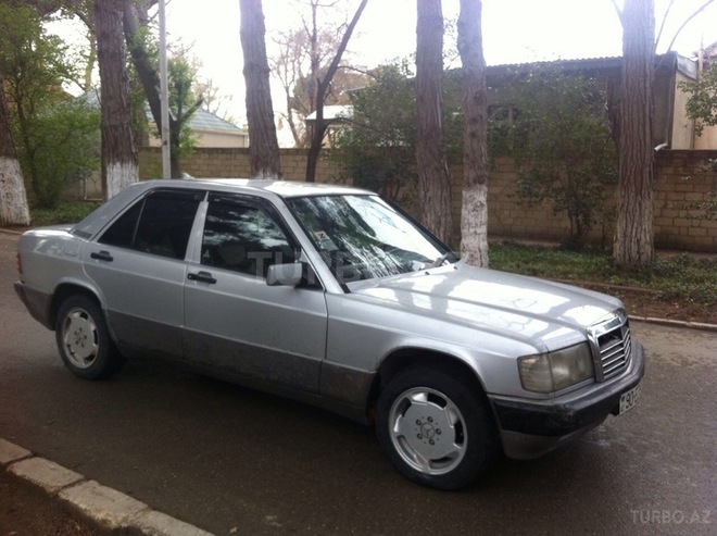 Mercedes 190 1992, 250,000 km - 2.0 l - Sumqayıt