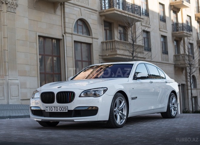 BMW 750 2014, 57,000 km - 4.4 л - Bakı