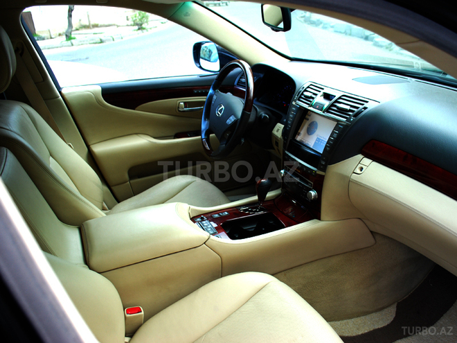 Lexus LS 460 2011, 120,000 km - 4.6 л - Bakı