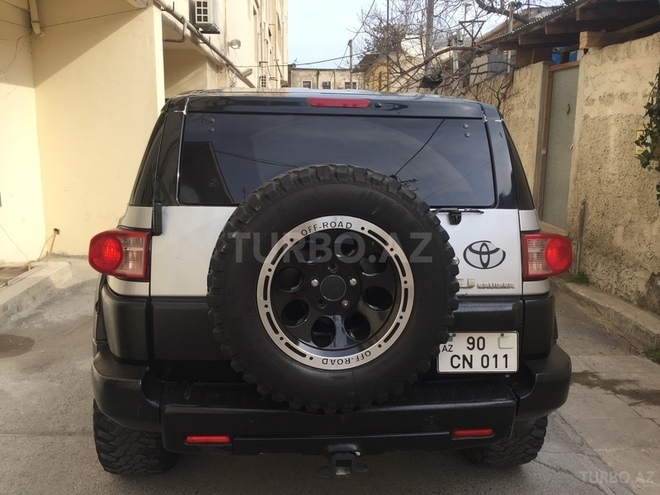 Toyota FJ Cruiser 2009, 150,000 km - 4.0 l - Bakı