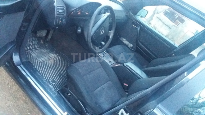 Mercedes C 180 1996, 242,000 km - 1.8 л - Bakı