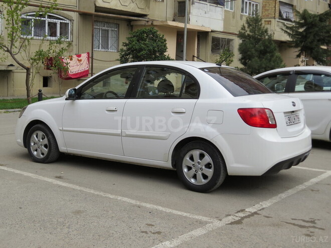 Kia Rio 2011, 237,000 km - 1.4 l - Bakı