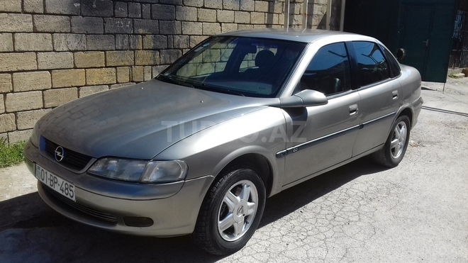 Opel Vectra 1996, 240,000 km - 2.0 л - Bakı