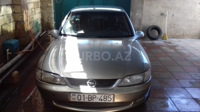 Opel Vectra 1996, 240,000 km - 2.0 л - Bakı