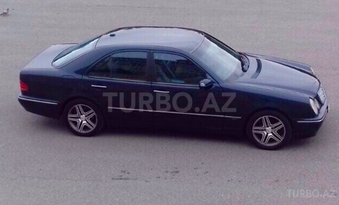 Mercedes E 240 1999, 240,000 km - 0.3 l - Bakı