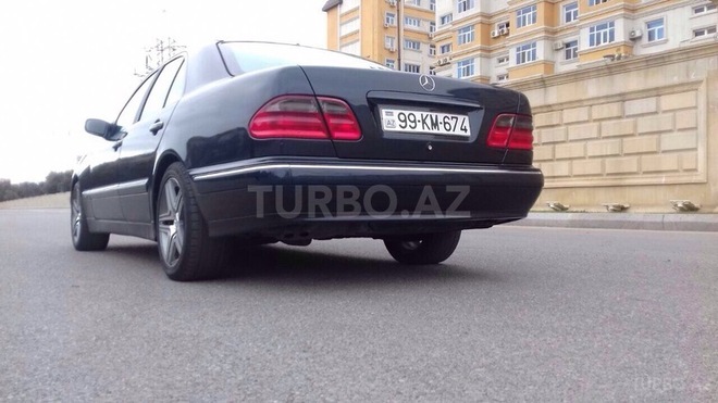 Mercedes E 240 1999, 240,000 km - 0.3 l - Bakı