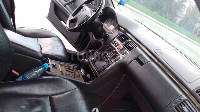 Mercedes E 240 1999, 240,000 km - 0.3 l - Bakı