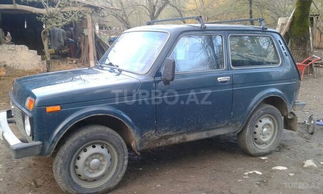 LADA (VAZ) Niva 1998, 175,000 km - 1.7 l - Quba