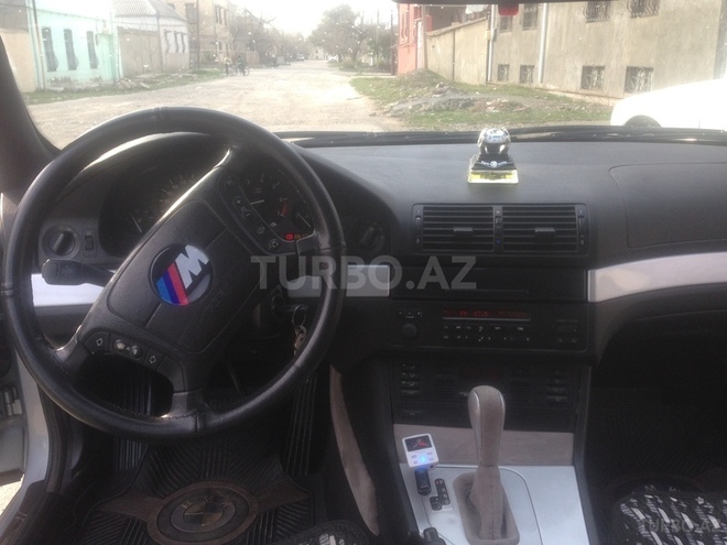 BMW 523 1998, 412,000 km - 2.5 l - Bakı