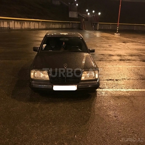 Mercedes E 220 1994, 400,000 km - 2.2 l - Bakı