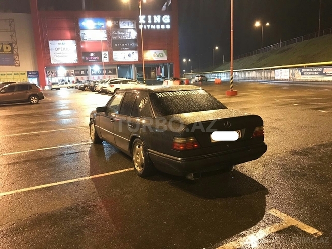 Mercedes E 220 1994, 400,000 km - 2.2 l - Bakı