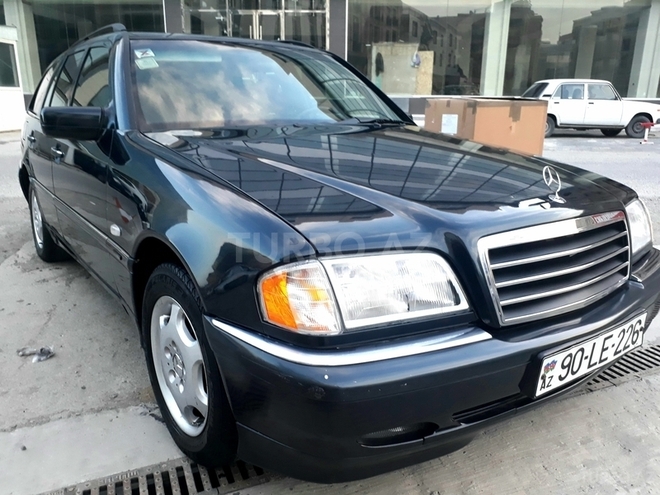 Mercedes C 200 1997, 30,000 km - 0.2 l - Bakı