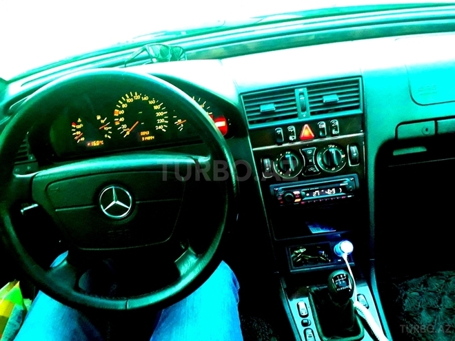 Mercedes C 200 1997, 30,000 km - 0.2 l - Bakı
