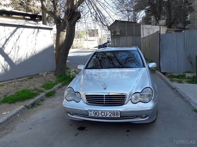 Mercedes C 240 2000, 190,500 km - 2.6 л - Bakı