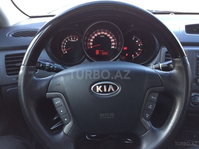 Kia Optima 2010, 120,000 km - 2.0 l - Qax
