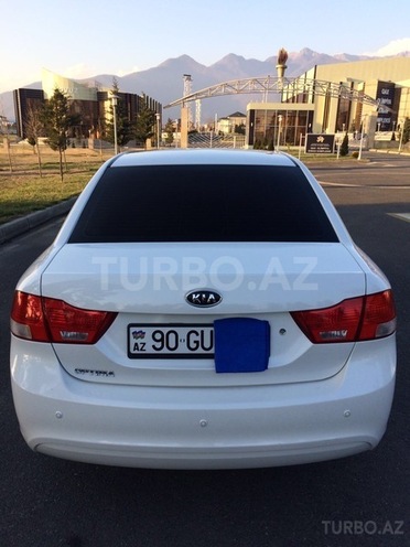Kia Optima 2010, 120,000 km - 2.0 l - Qax