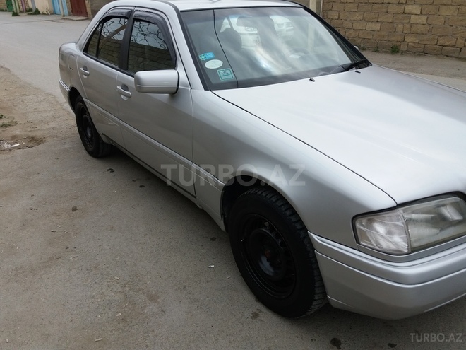 Mercedes C 220 1993, 624,000 km - 2.2 l - Bakı