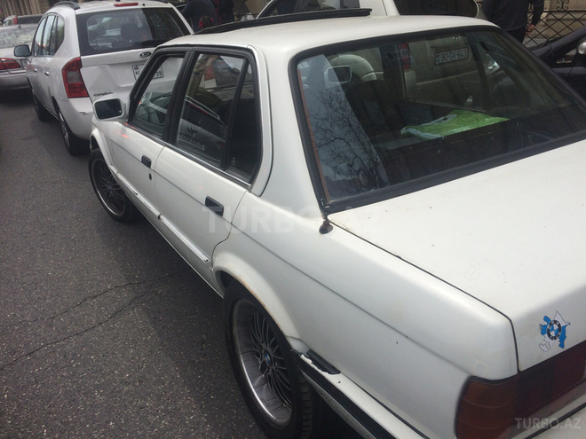 BMW 316 1990, 400,000 km - 1.6 l - Bakı