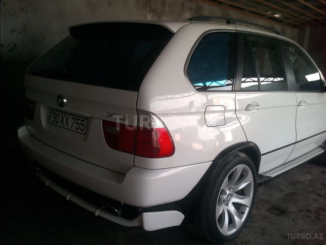 BMW X5 2000, 315,000 km - 4.4 l - Salyan