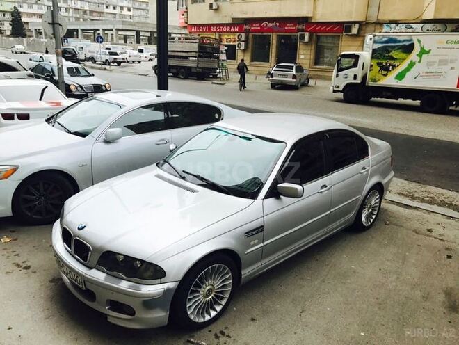 BMW 325 2001, 220,000 km - 2.5 л - Bakı