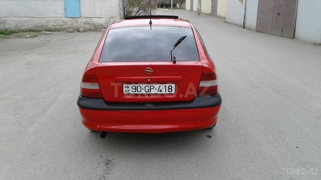 Opel Vectra 1996, 275,000 km - 2.0 l - Sumqayıt