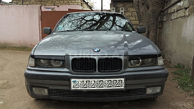 BMW 320 1993, 380,000 km - 2.0 l - Sumqayıt