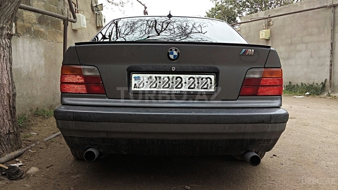 BMW 320 1993, 380,000 km - 2.0 l - Sumqayıt