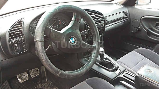 BMW 320 1993, 380,000 km - 2.0 l - Sumqayıt