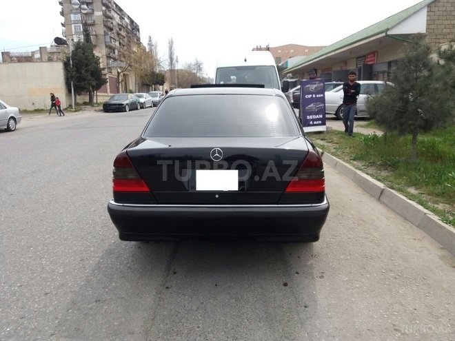 Mercedes C 230 1998, 167,000 km - 2.3 l - Bakı
