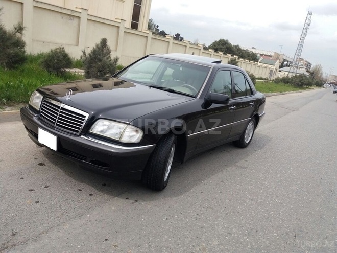 Mercedes C 230 1998, 167,000 km - 2.3 l - Bakı