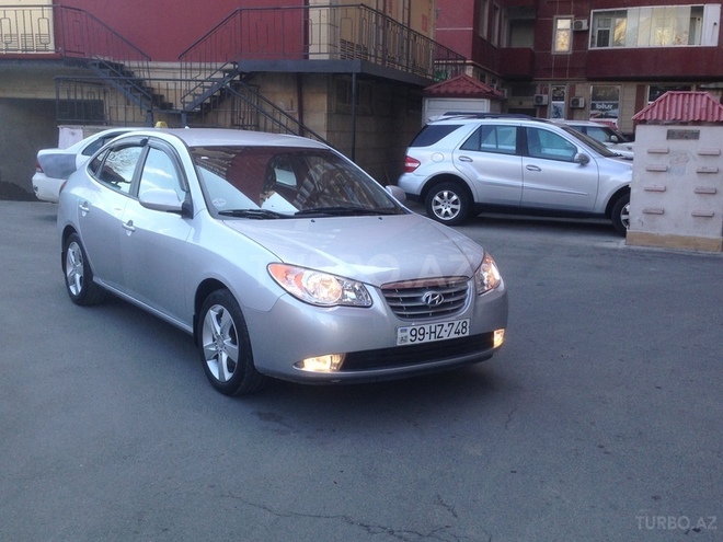 Hyundai Elantra 2010, 26,000 km - 2.0 l - Bakı