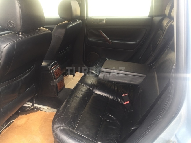 Volkswagen Passat 2001, 190,686 km - 1.8 л - Bakı