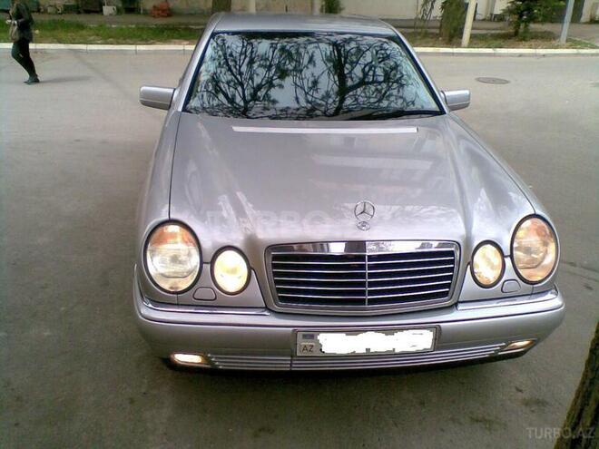 Mercedes E 240 1999, 258,000 km - 2.4 l - Bakı