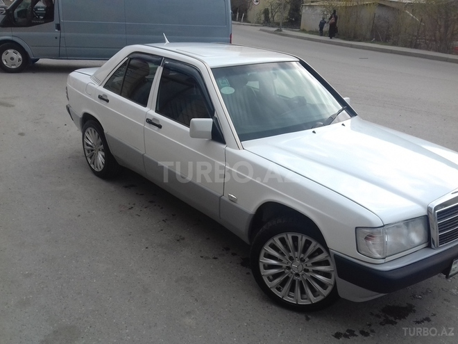 Mercedes 190 1993, 400,000 km - 2.0 l - Sumqayıt