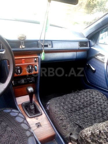 Mercedes E 200 1991, 200,000 km - 2.0 l - Bakı