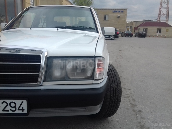 Mercedes 190 1993, 400,000 km - 2.0 l - Sumqayıt