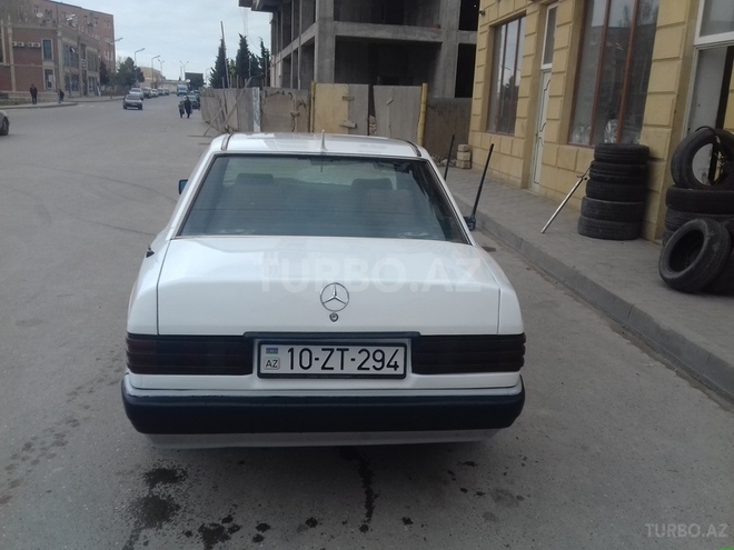 Mercedes 190 1993, 400,000 km - 2.0 l - Sumqayıt