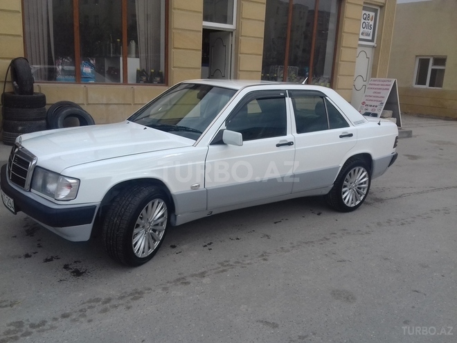 Mercedes 190 1993, 400,000 km - 2.0 l - Sumqayıt