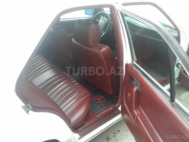 Mercedes 190 1993, 400,000 km - 2.0 l - Sumqayıt